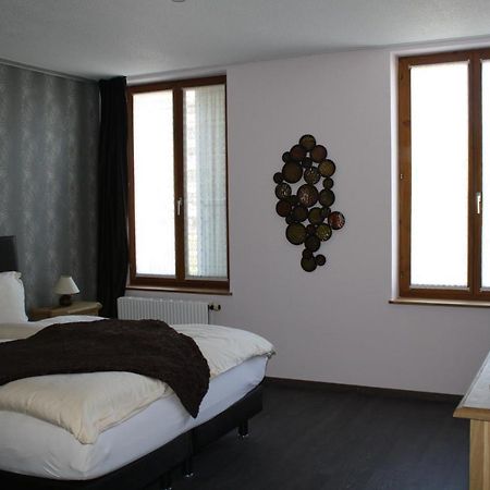 Hotel De La Gare 몽테이 외부 사진