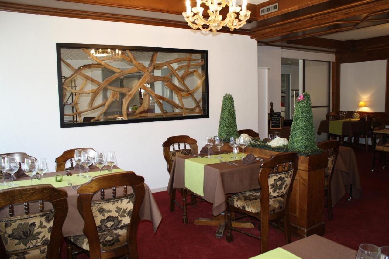 Hotel De La Gare 몽테이 외부 사진