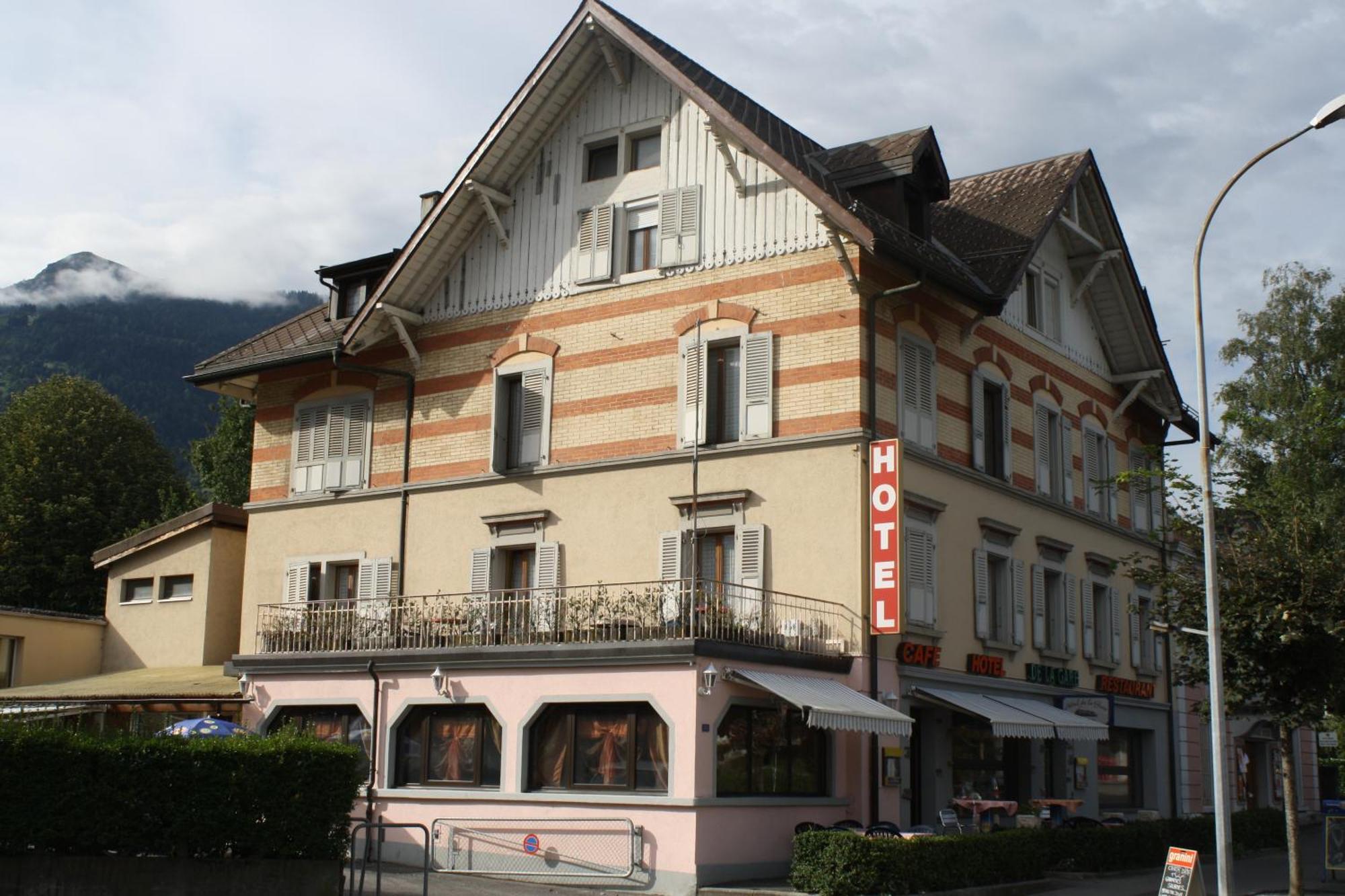 Hotel De La Gare 몽테이 외부 사진